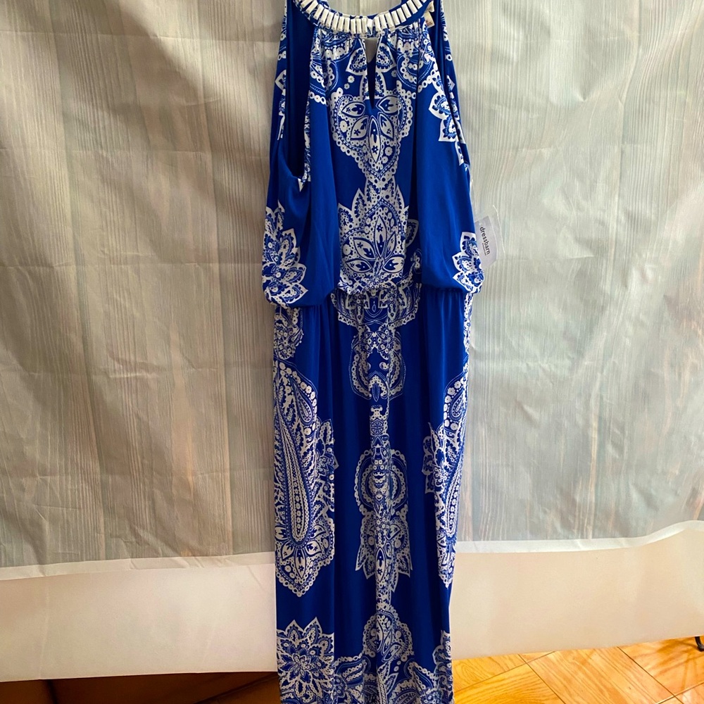 Summer is here and this maxi dress will make a statement of elegance and class